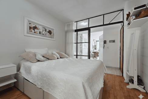 Gemini_Generated_Image_kyv3q4kyv3q4kyv3