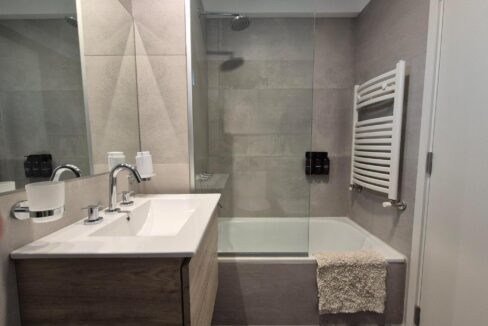 extra_large_u_691608efa7bb1