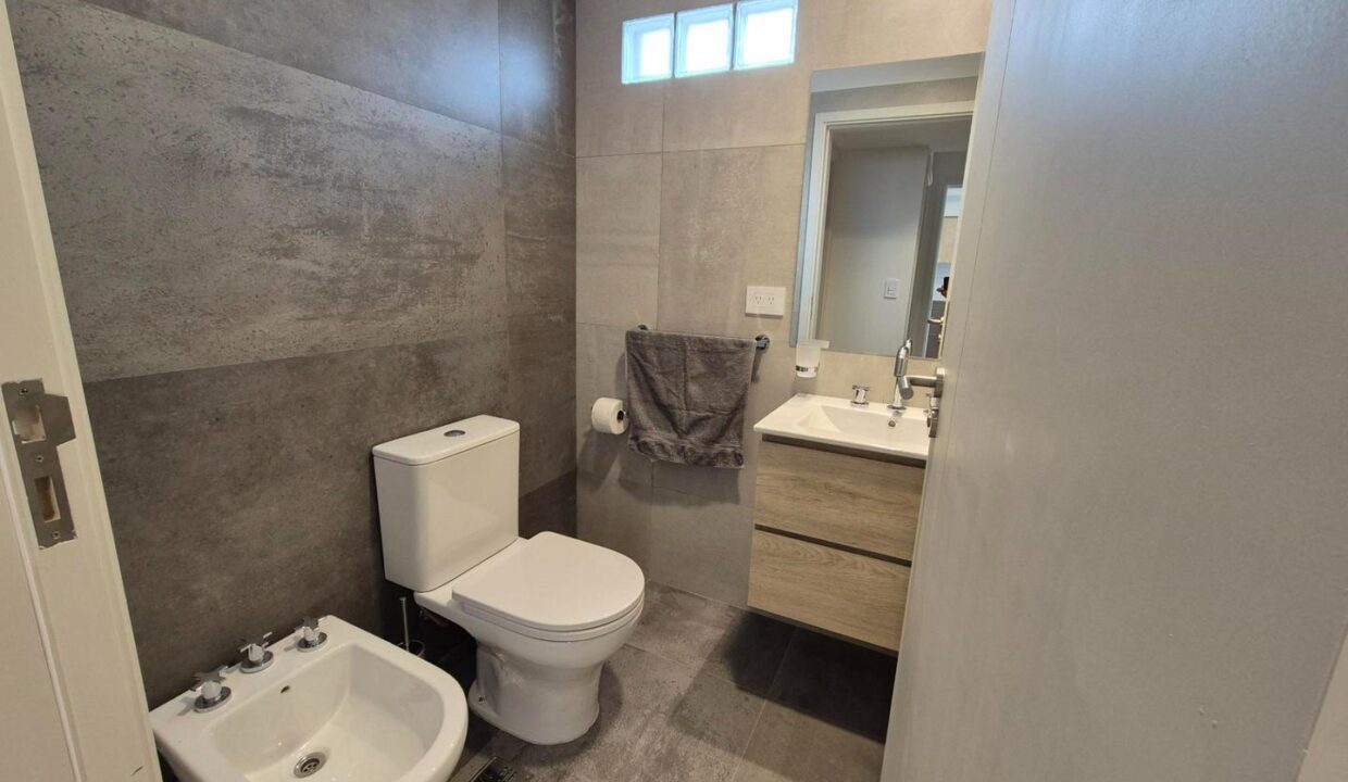 extra_large_u_691608efc07a6