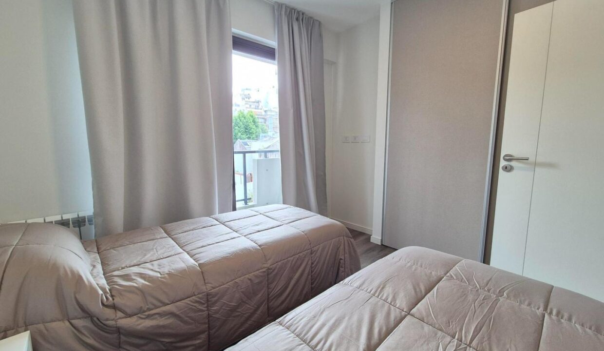 extra_large_u_691608f015588