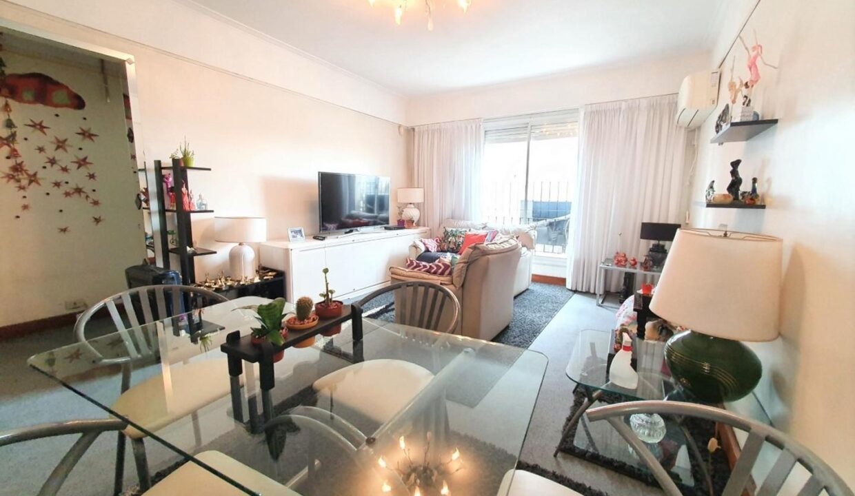 extra_large_u_6937026cdbb2d