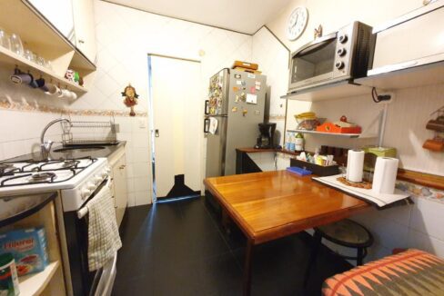 extra_large_u_6937026d3f93f