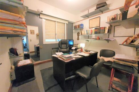 extra_large_u_6937026de07f4